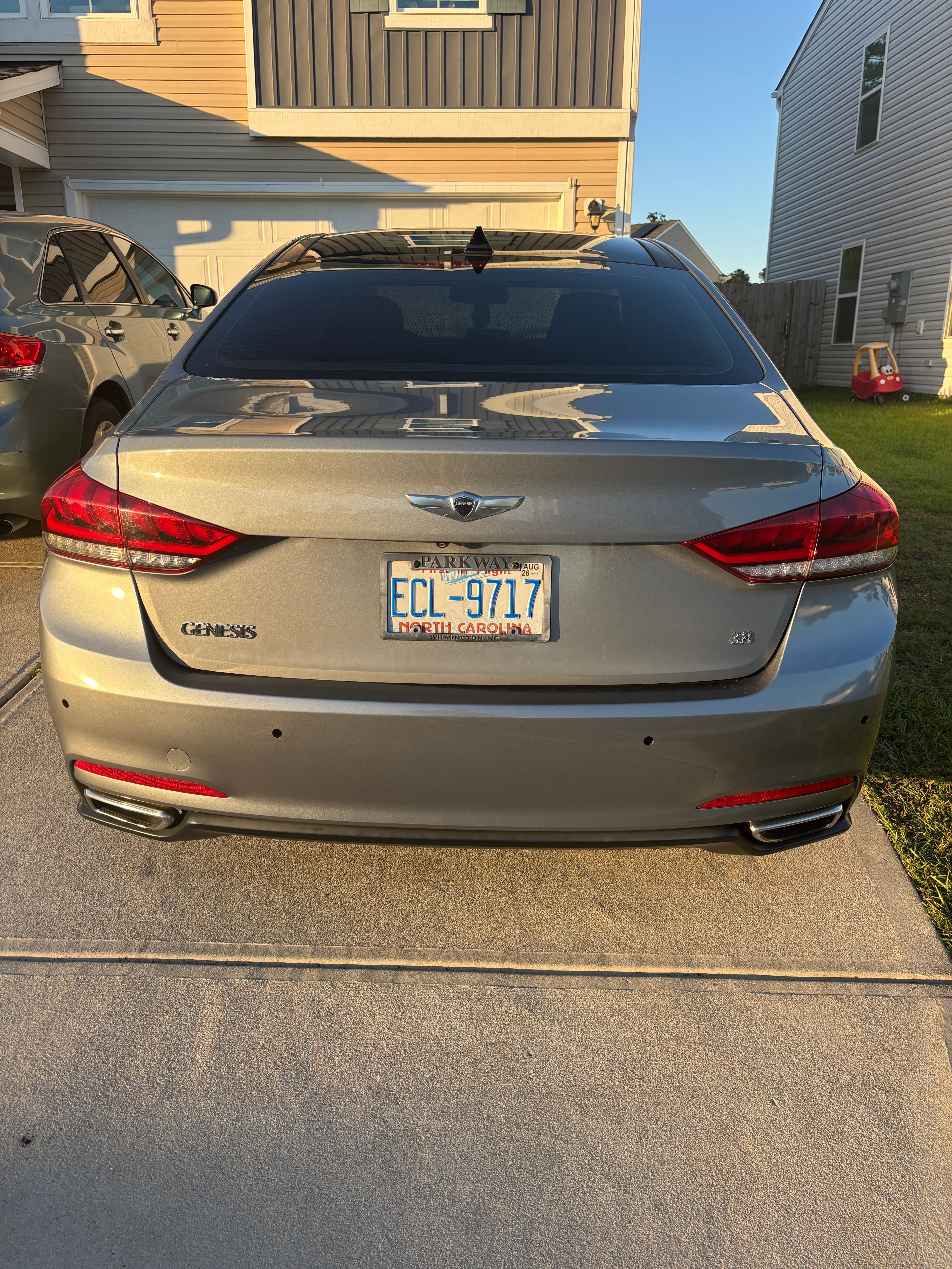 Used 2016 Hyundai Genesis 3.8 w/ Option Group 02 RWD image 12