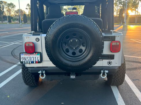 Used 2005 Jeep Wrangler Sport image 6