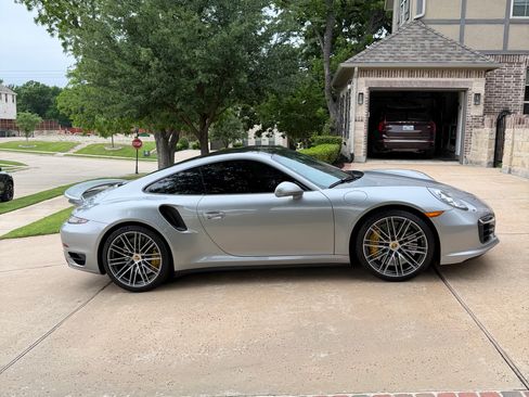 Used 2014 Porsche 911 Turbo S AWD/4WD image 5