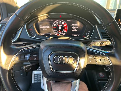 Used 2020 Audi SQ5 Premium Plus w/ Premium Plus Package image 17