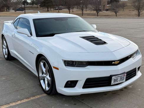 Used 2015 Chevrolet Camaro SS w/ RS Package image 6