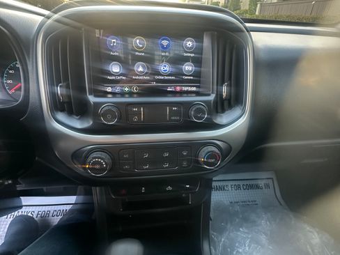 Used 2022 Chevrolet Colorado LT w/ Redline Special Edition image 13