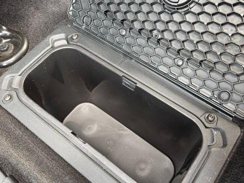 Used 2018 RAM 2500 Power Wagon w/ Leather & Luxury Group image 31