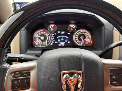 Used 2018 RAM 3500 Laramie Longhorn image 8