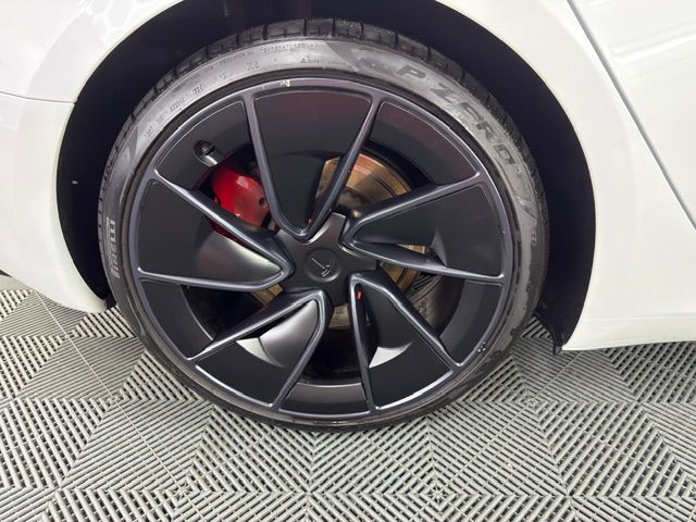 Used 2024 Tesla Model 3 Performance AWD/4WD image 10