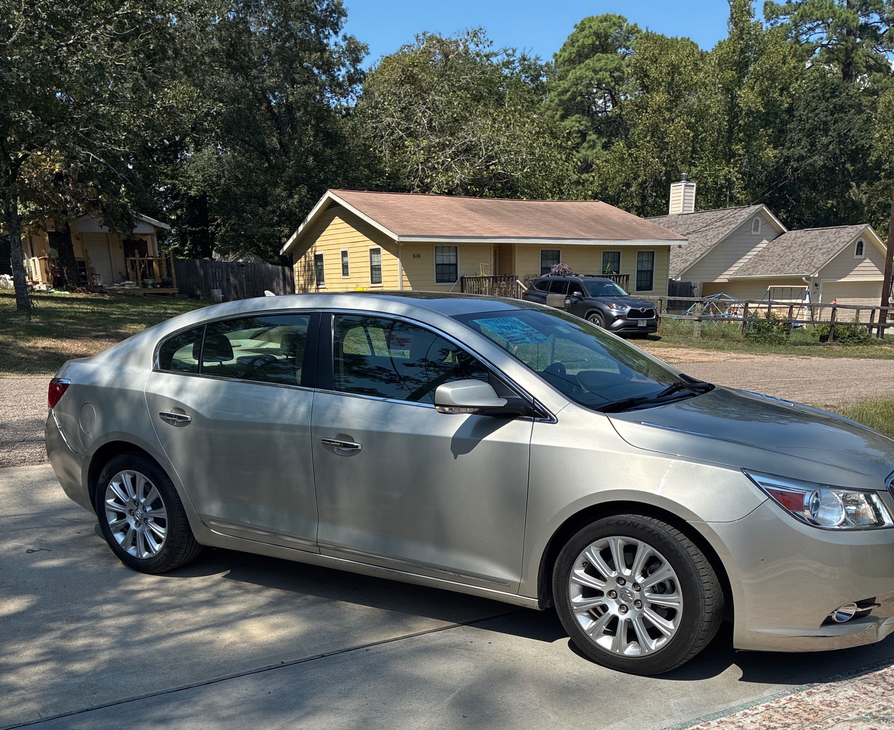Used 2013 Buick LaCrosse Premium w/ Driver Confidence Package FWD image 1