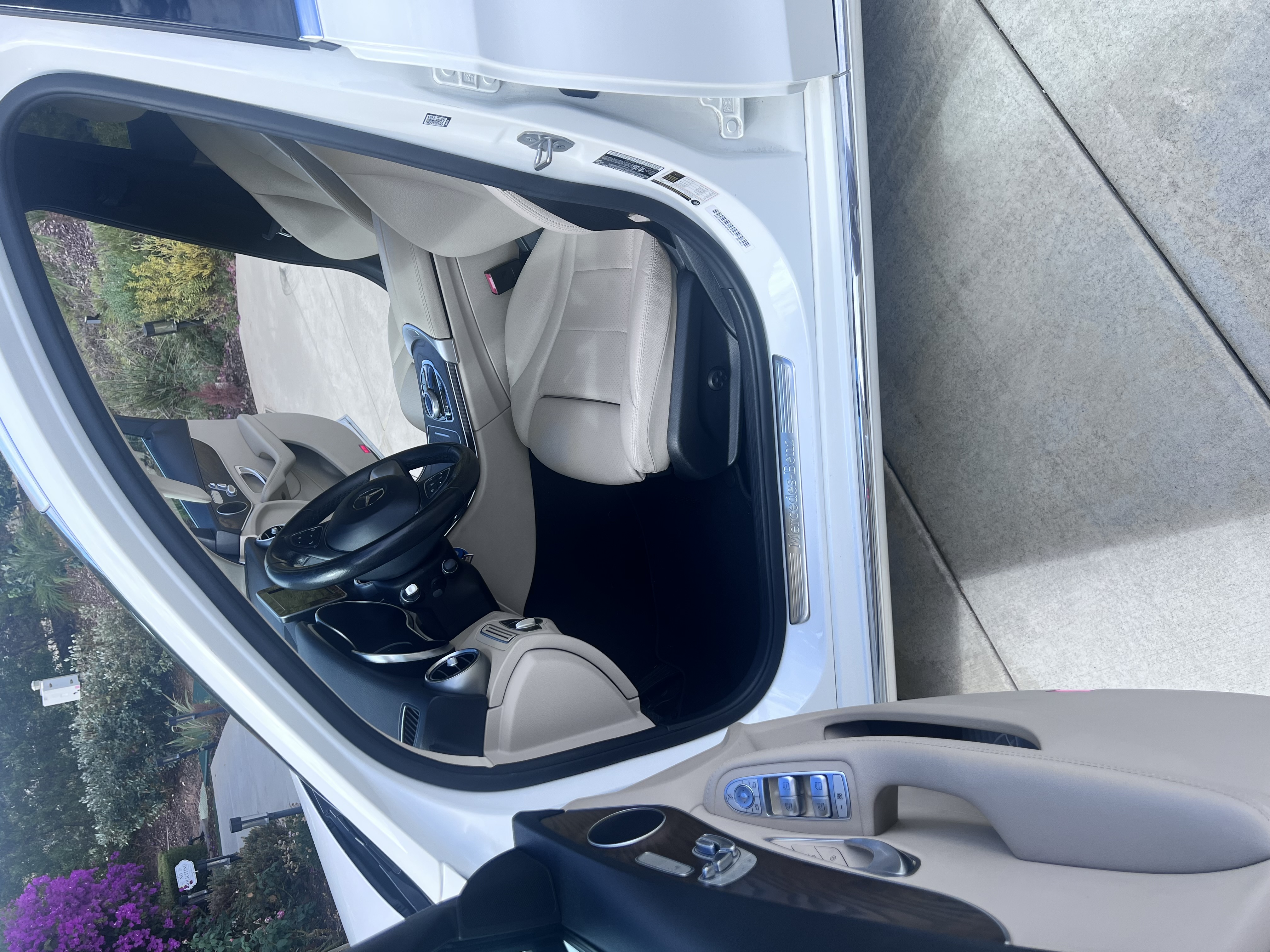 Used 2018 Mercedes-Benz C 300 Sedan image 5