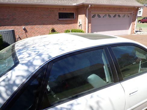 Used 2000 Toyota Avalon XLS image 9