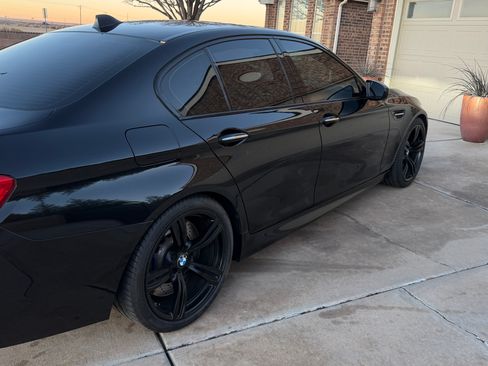 Used 2016 BMW M5 image 5