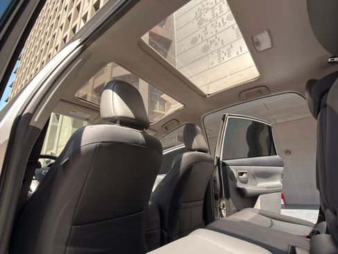 Used 2013 Toyota Prius V Five image 25