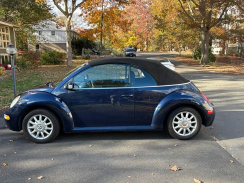 Used 2004 Volkswagen Beetle GLS image 2