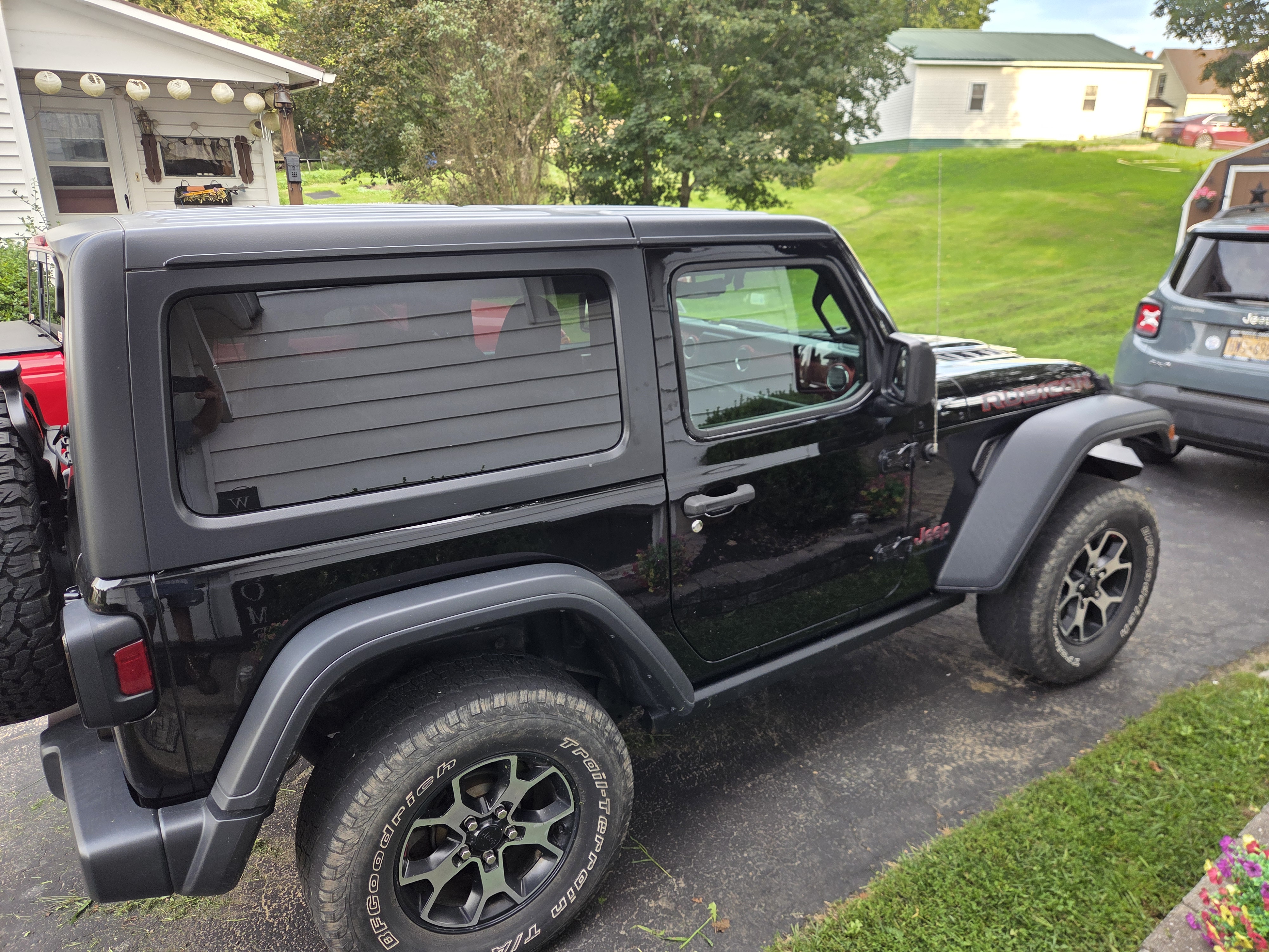 Used 2019 Jeep Wrangler Rubicon AWD/4WD image 2