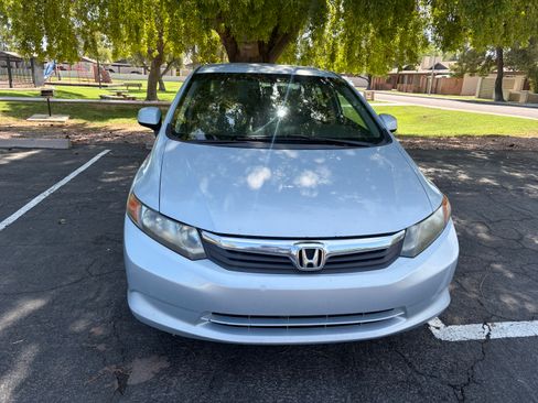Used 2012 Honda Civic LX image 2