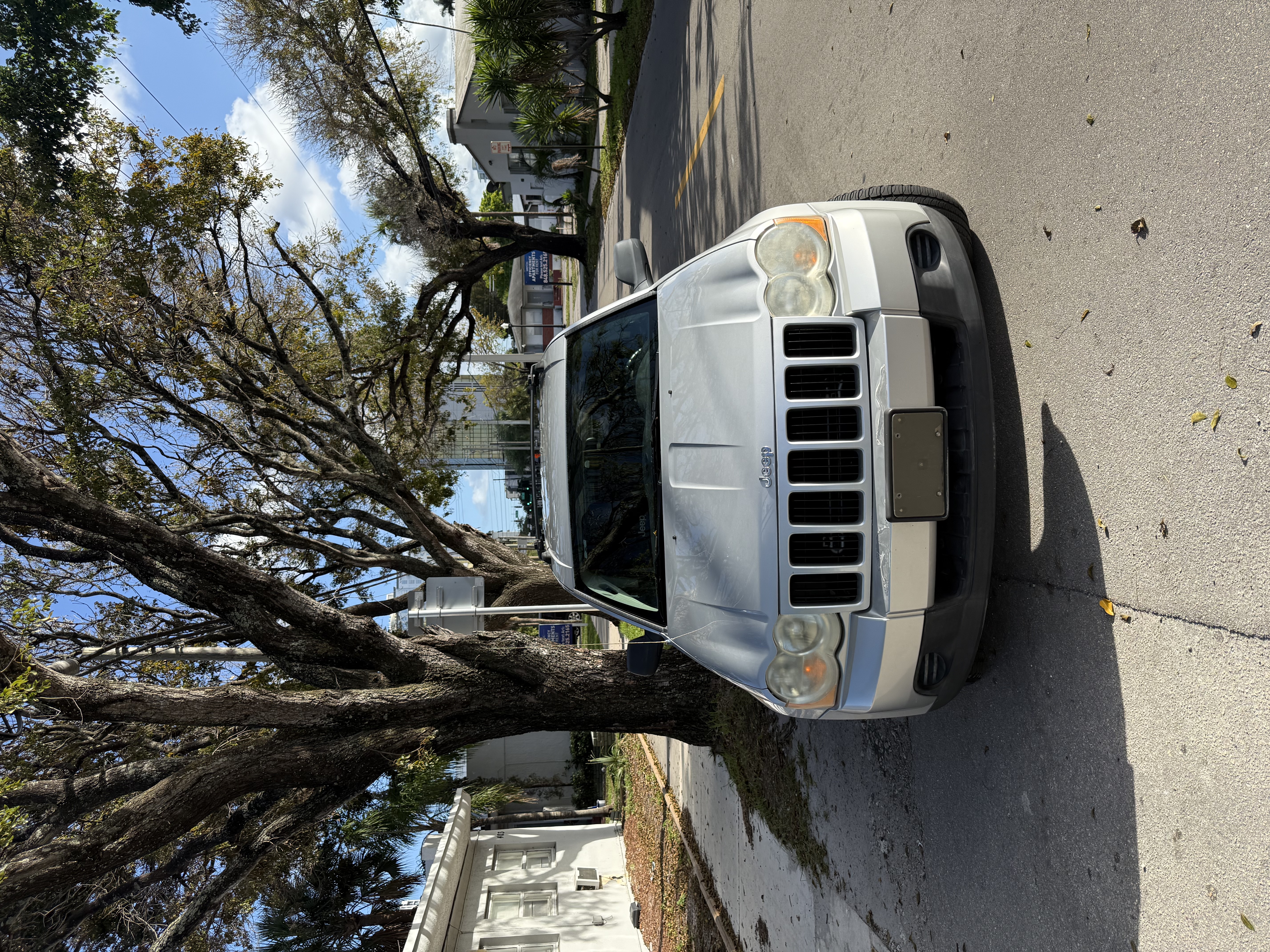 Used 2009 Jeep Grand Cherokee Laredo RWD image 5