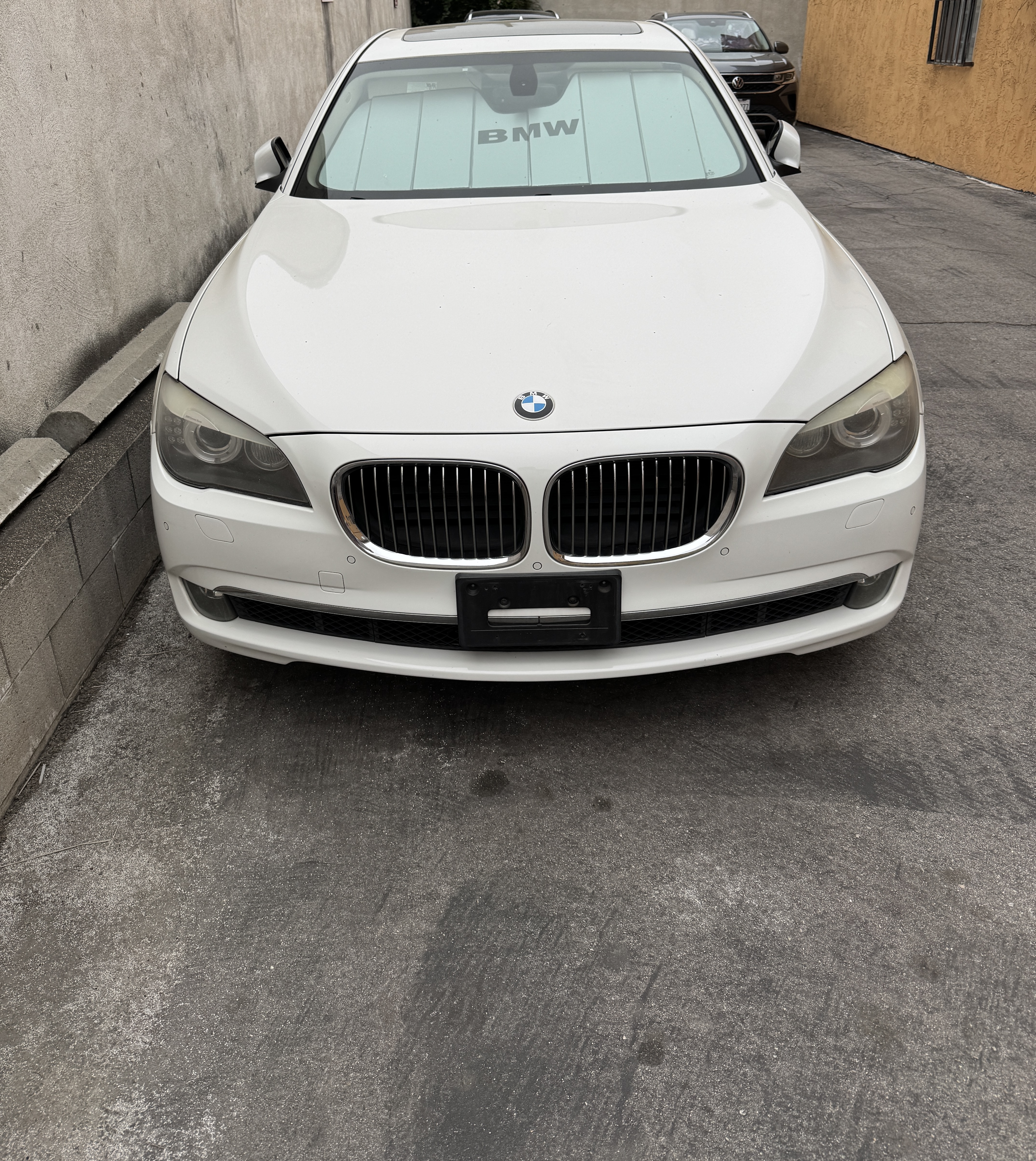 Used 2011 BMW 740i RWD image 5