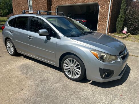 Used 2012 Subaru Impreza 2.0i Limited image 2