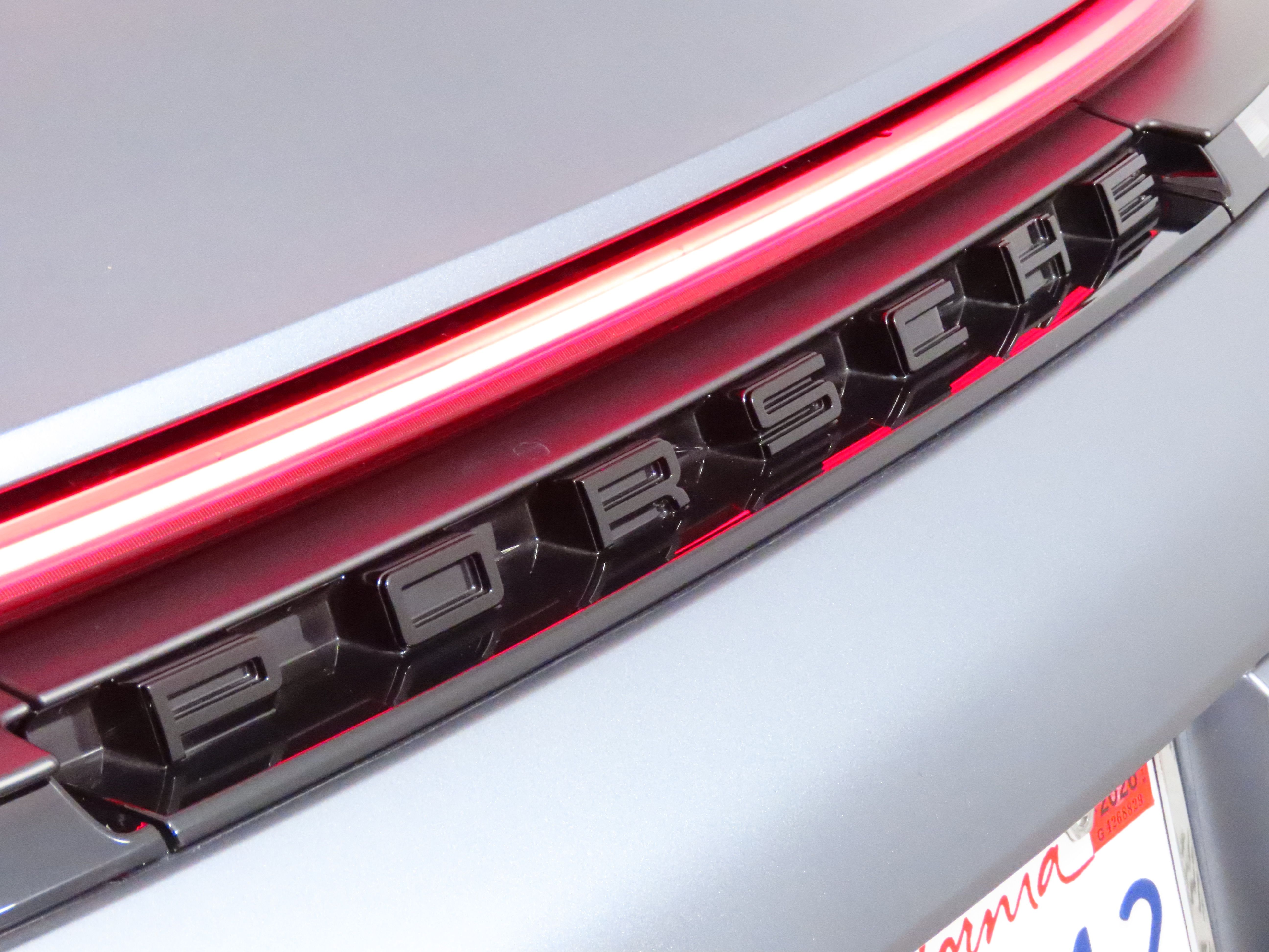Used 2025 Porsche 911 Carrera RWD image 11