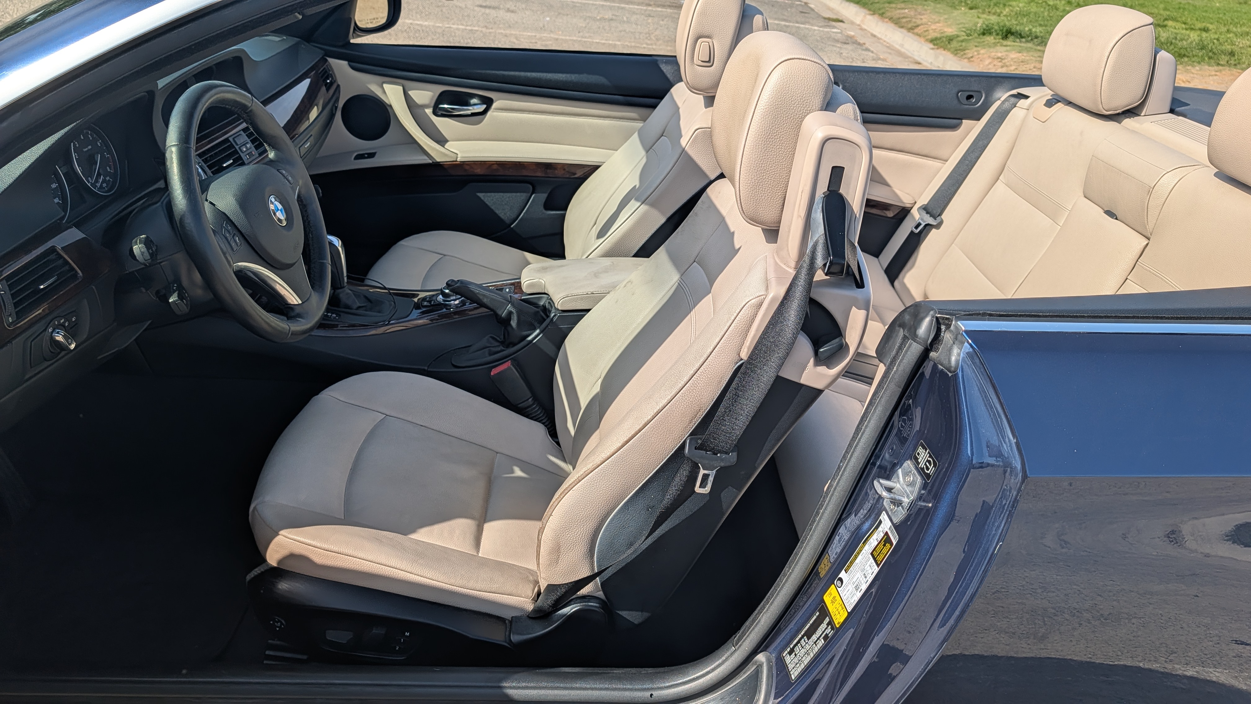 Used 2013 BMW 328i Convertible RWD image 16
