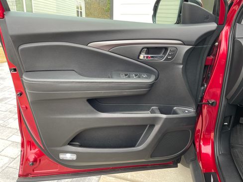 Used 2022 Honda Ridgeline RTL-E image 18