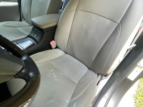 Used 2010 Lexus ES 350 FWD image 12