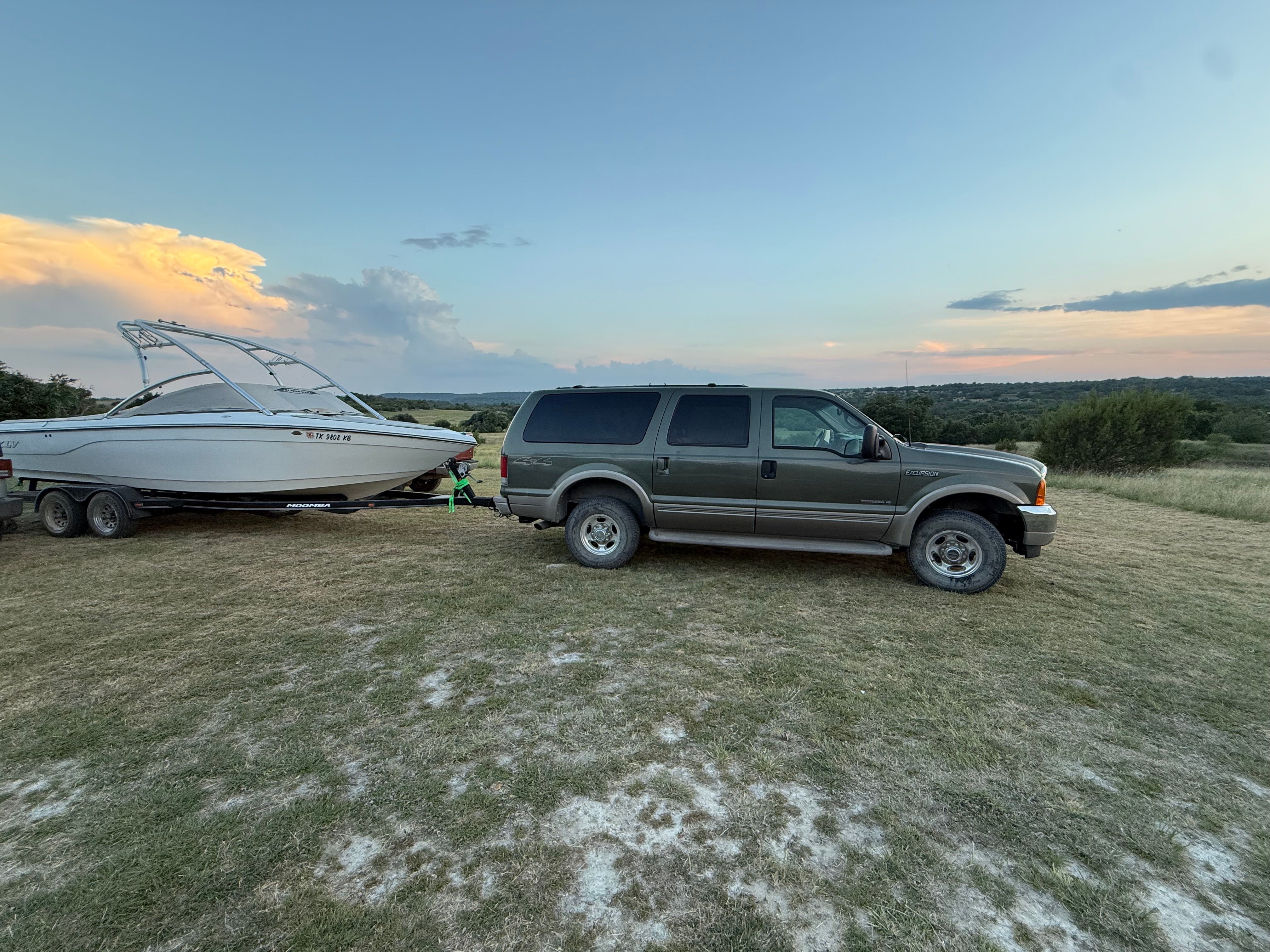 Used 2000 Ford Excursion Limited AWD/4WD image 23