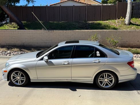 Used 2013 Mercedes-Benz C 250 Sedan image 1