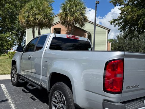 Used 2020 Chevrolet Colorado W/T w/ Custom Special Edition image 5