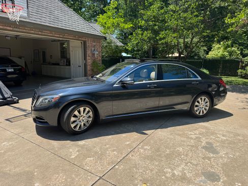 Used 2014 Mercedes-Benz S 550 Sedan image 25