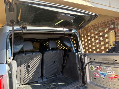 Used 2023 Ford Bronco Black Diamond image 4