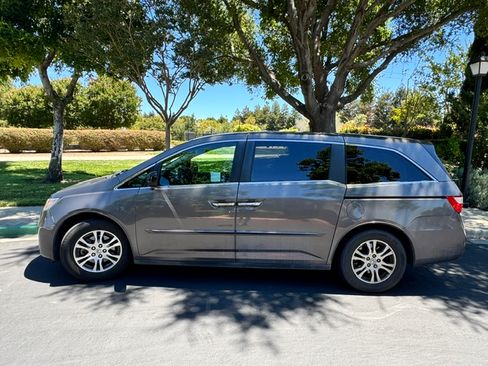 Used 2012 Honda Odyssey EX-L image 1