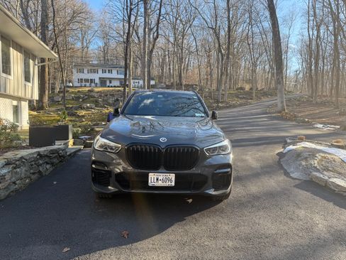 Used 2023 BMW X5 M50i w/ Executive Package image 5