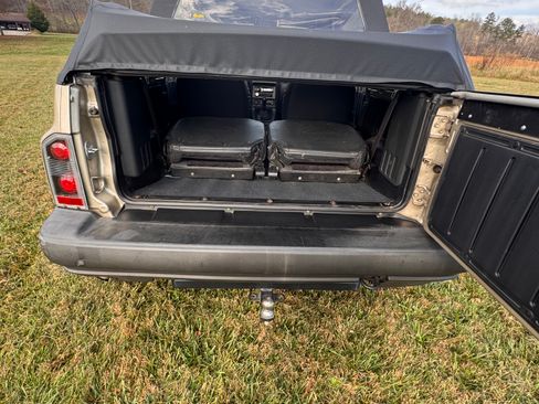 Used 1998 Chevrolet Tracker 4WD Convertible w/ Preferred Equipment Group 2 image 10