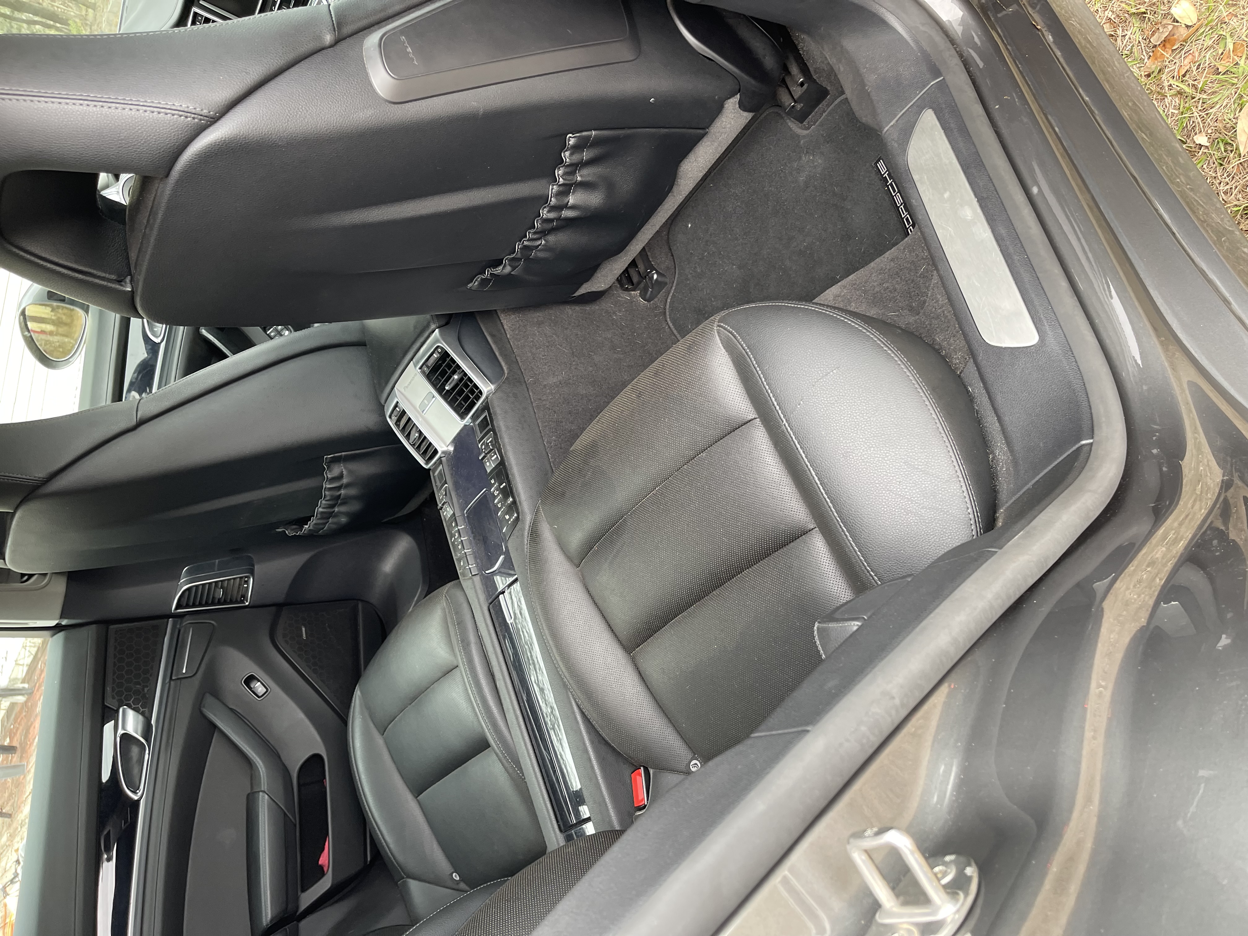 Used 2016 Porsche Panamera image 13