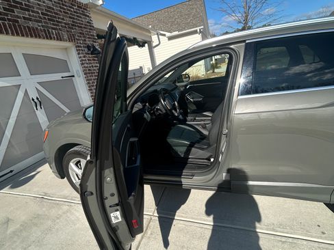 Used 2020 Audi Q3 2.0T Premium image 12