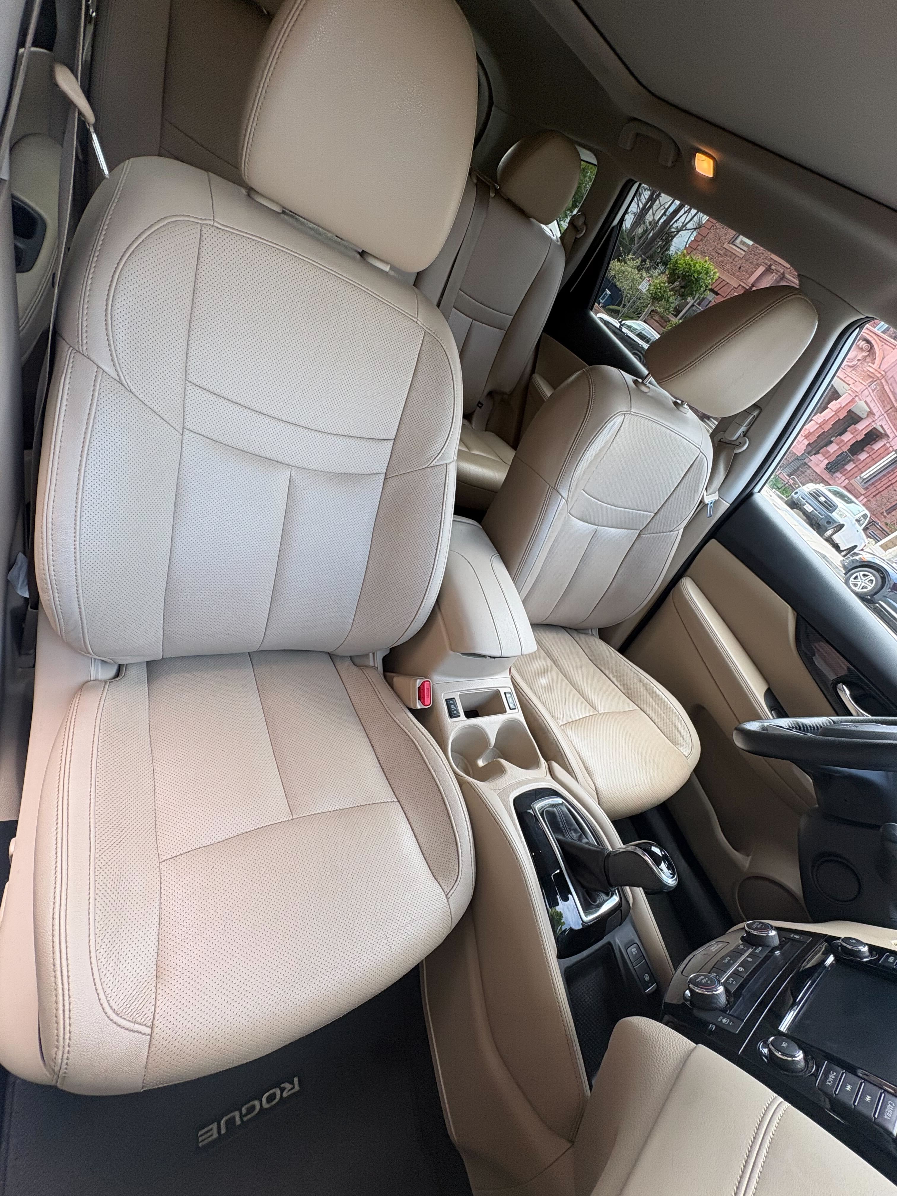 Used 2019 Nissan Rogue SL w/ Premium Package AWD/4WD image 5