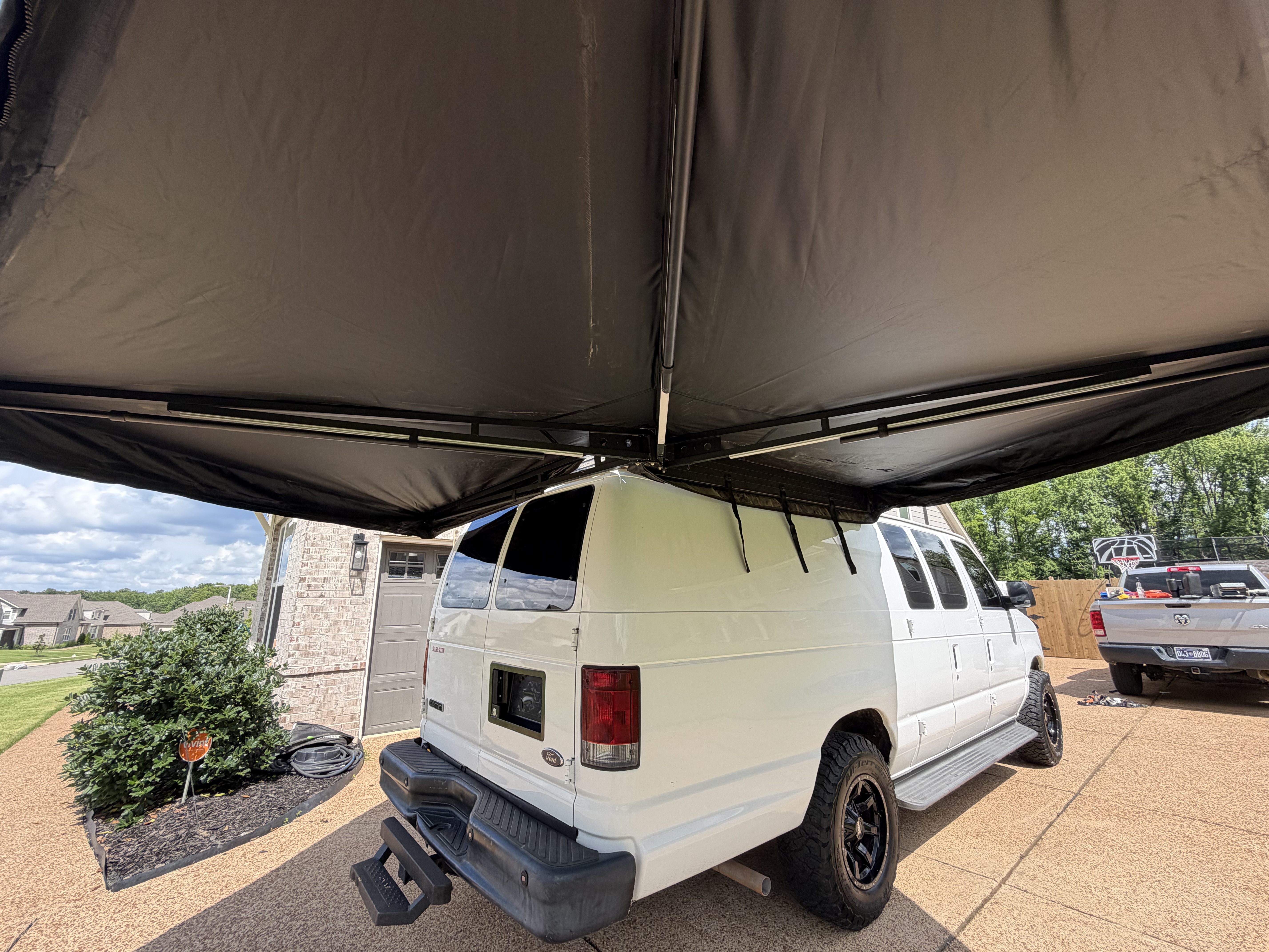Used 2008 Ford E-150 and Econoline 150 Extended RWD image 5
