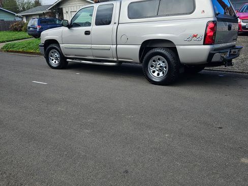 Used 2005 Chevrolet Silverado 1500 LS w/ Light Duty Power Package image 4