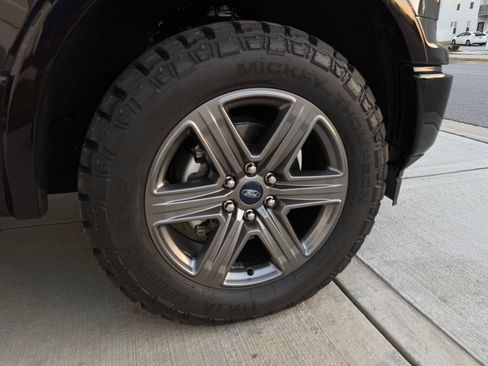 Used 2020 Ford F150 XLT w/ Equipment Group 302A Luxury image 28