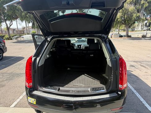 Used 2014 Cadillac SRX FWD image 8