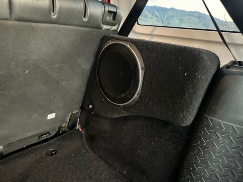 Used 2016 Jeep Wrangler Unlimited Rubicon w/ Connectivity Group image 24