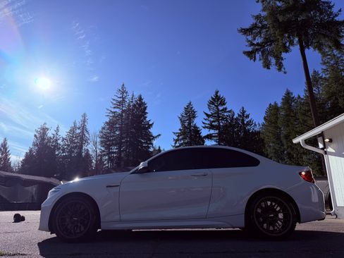 Used 2017 BMW M2 image 10