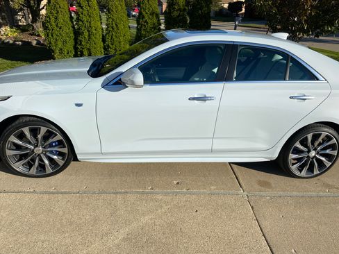 Used 2021 Cadillac CT4 Premium Luxury image 12