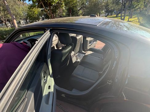 Used 2006 Dodge Charger SRT8 w/ SRT Option Group II image 17