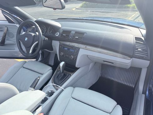 Used 2010 BMW 128i Convertible RWD image 21