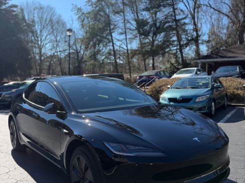 Used 2025 Tesla Model 3 Long Range image 5