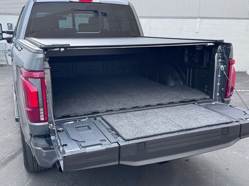 Used 2024 Ford F150 Lariat w/ Equipment Group 502A High image 17