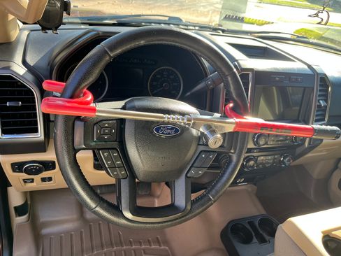 Used 2016 Ford F150 XLT w/ Equipment Group 302A Luxury image 9