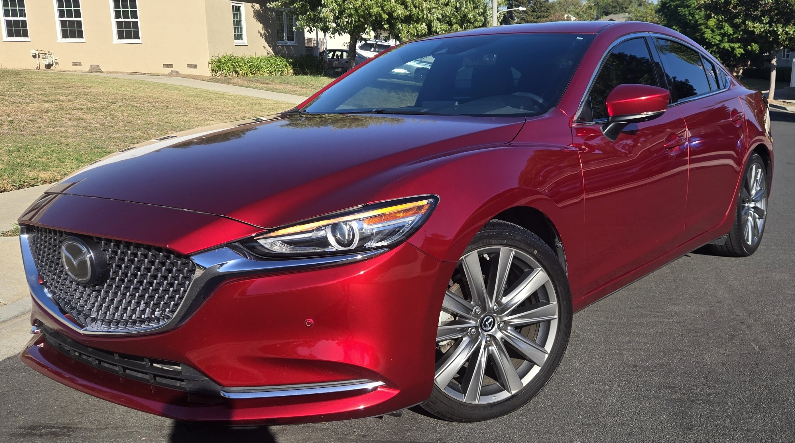 Used 2018 MAZDA MAZDA6 Signature FWD image 1