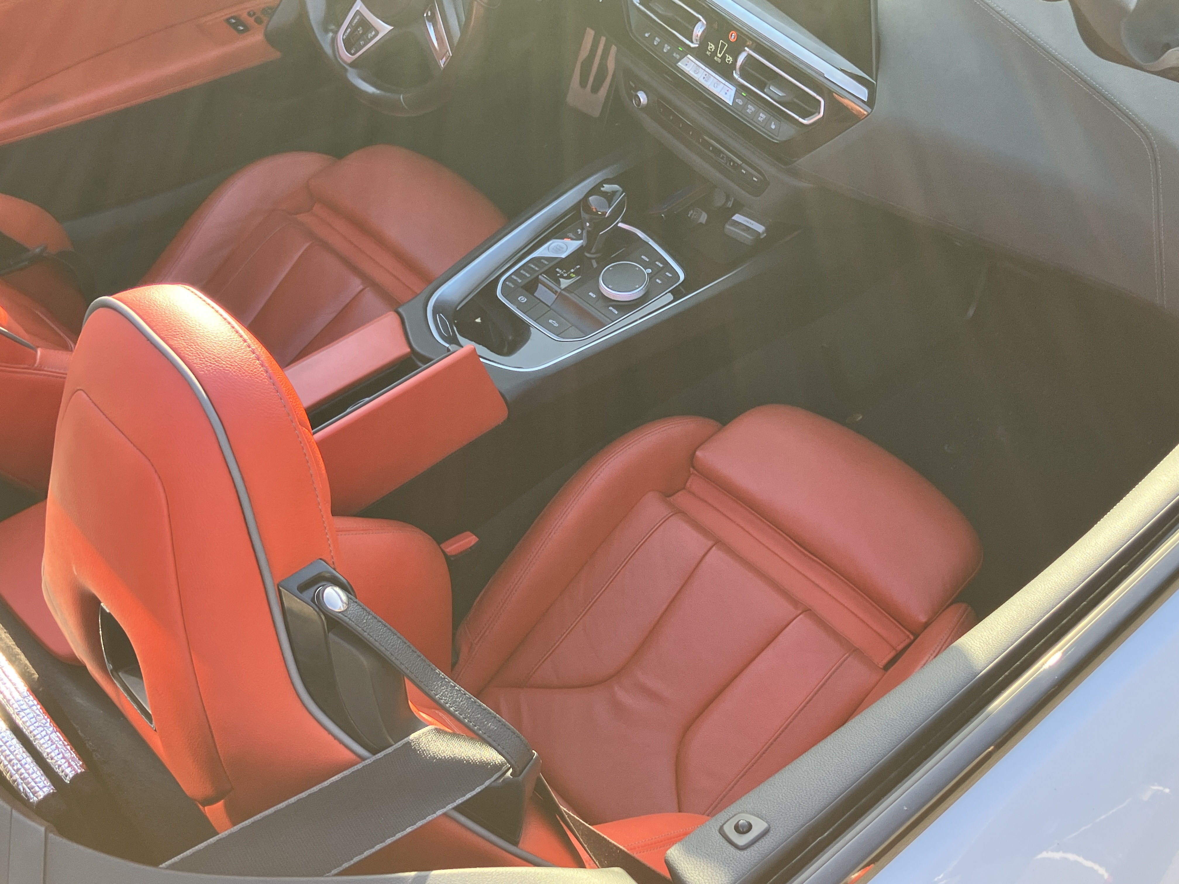 Used 2022 BMW Z4 M40i w/ Premium Package RWD image 5