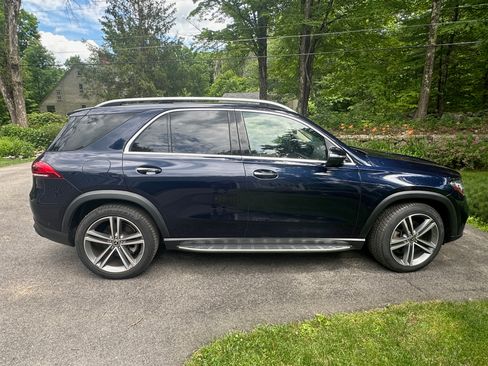 Used 2022 Mercedes-Benz GLE 450 4MATIC image 12